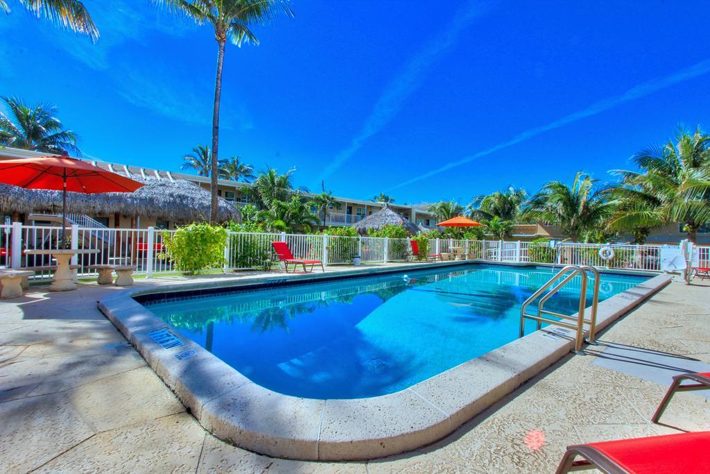 Oceans Beach Resort & Suites Pompano Beach Buitenkant foto